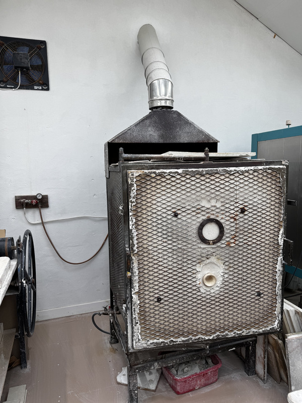 AAS_AR_04_01_.jpg